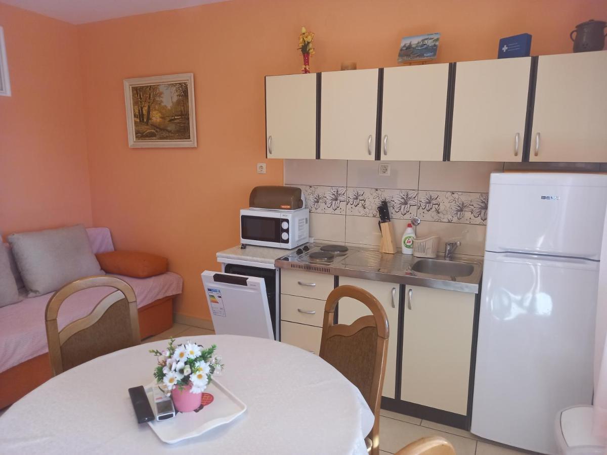 Novak Apartment *